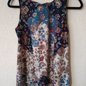 Elegant Floral Tank with Back Detail